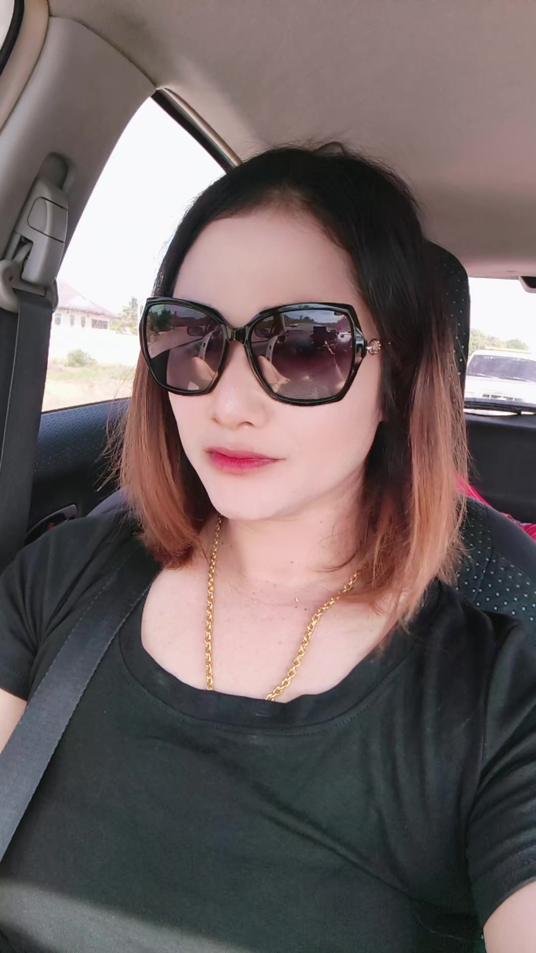 @น้ำผึ้ง บ้านมะหิงค์