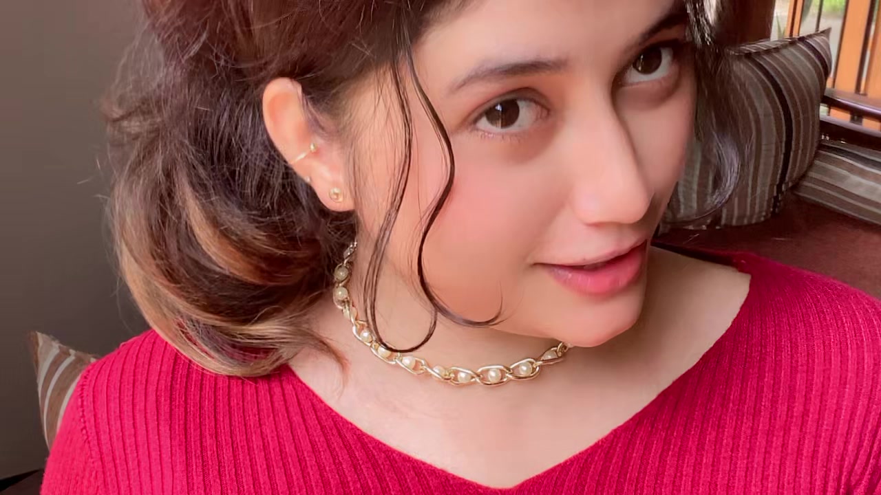 @✿❀_ANJU_ITHRA_ᥫᩣ