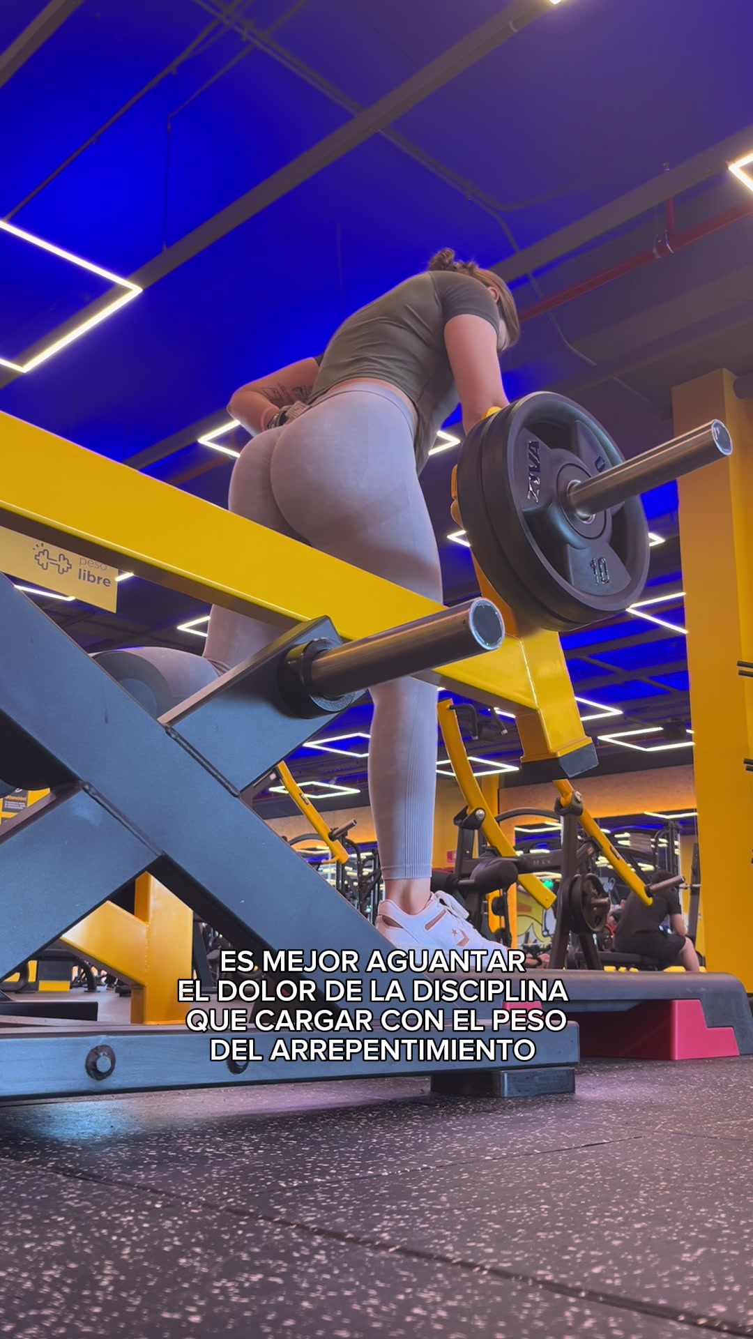 @naomixolidia