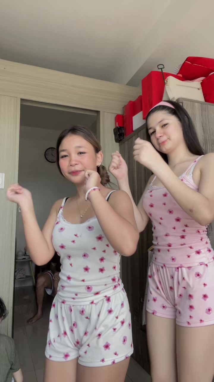 @Angelica Mina