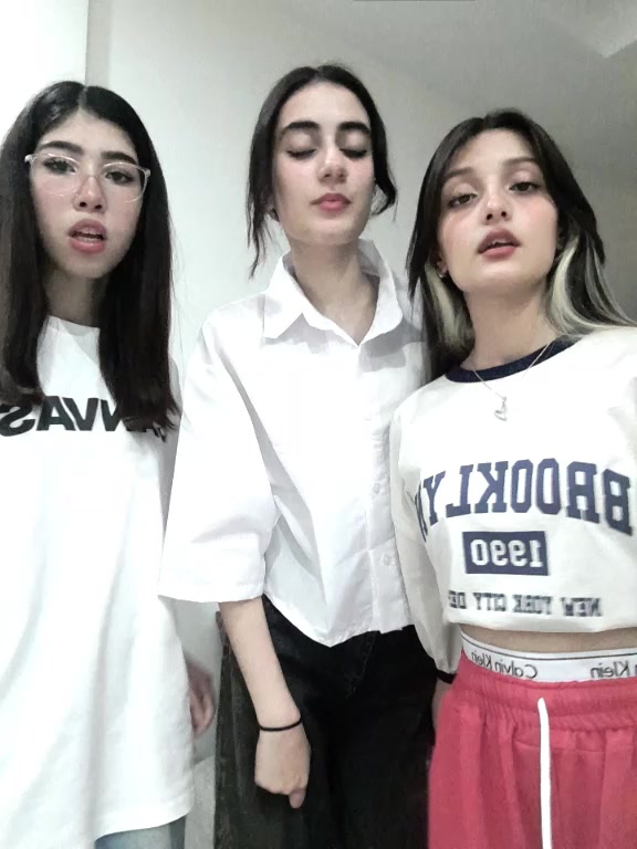 @Kiana