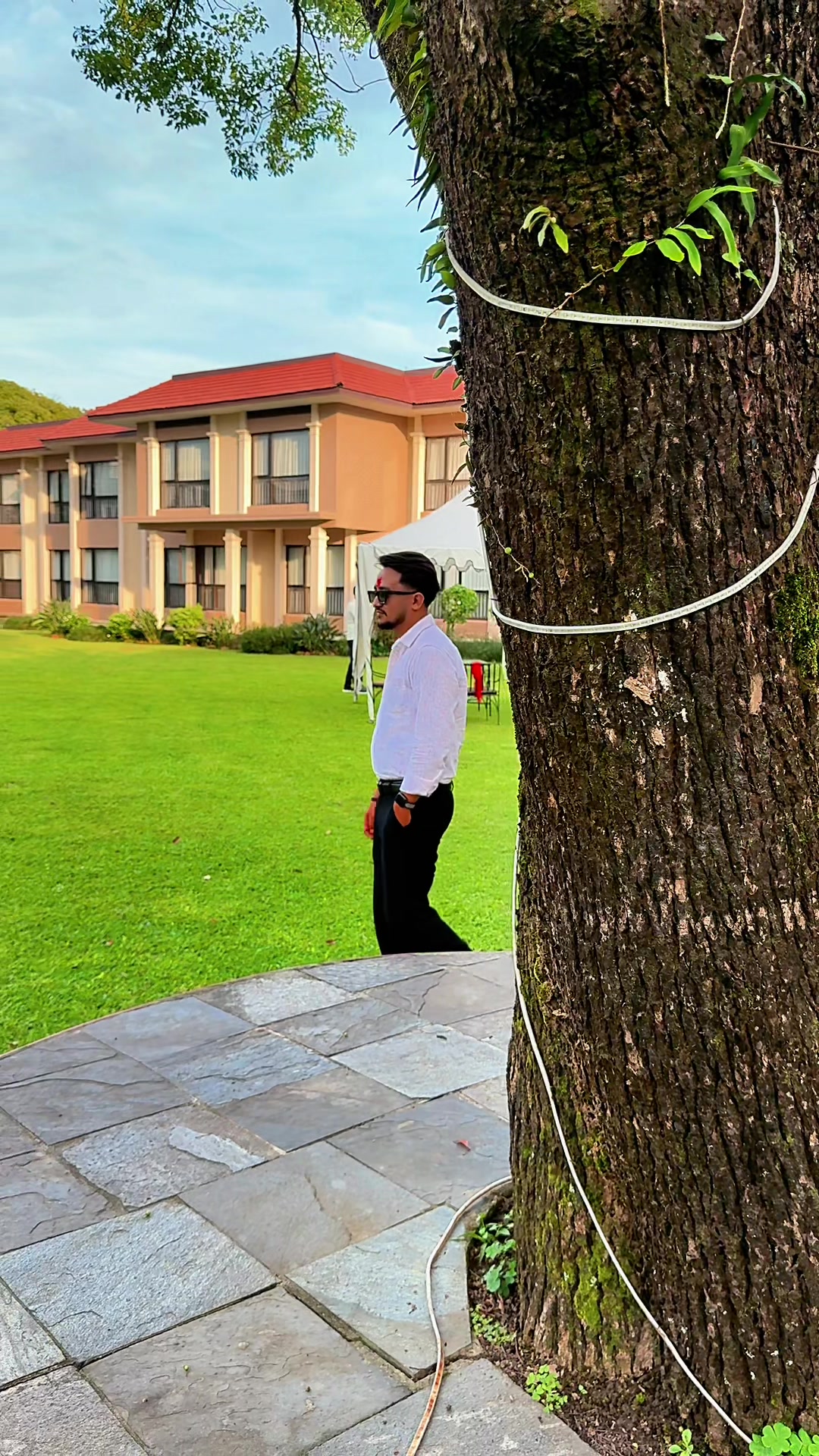 @𖤍 Dipesh Shahi thakuri ⋆˙⟡