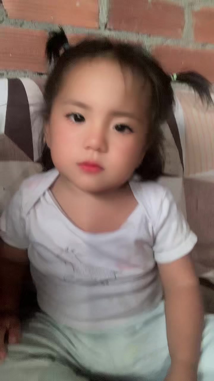 @miliflores