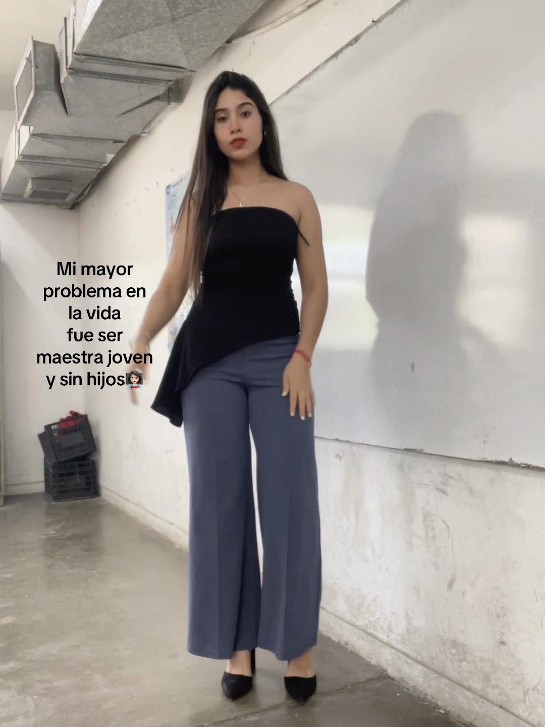 @Miss Karen👩🏻🏫