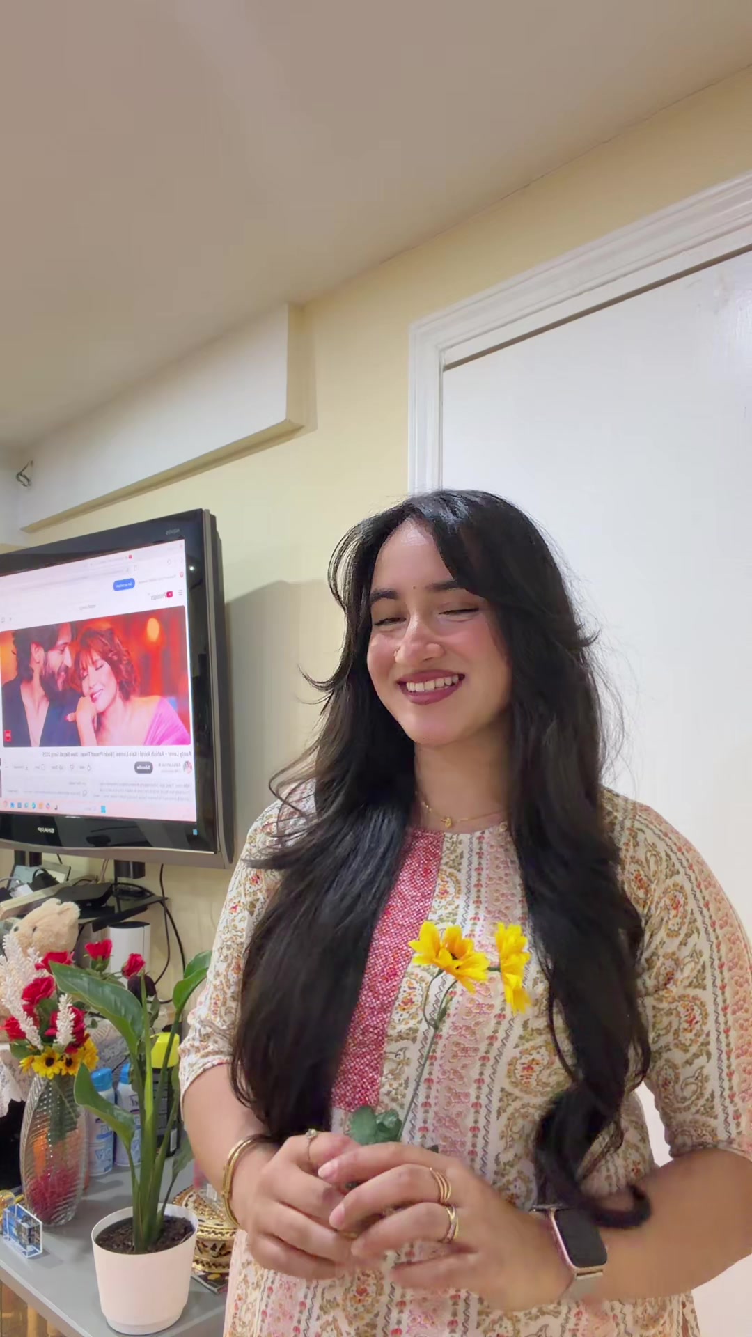 @मनिसा अधिकारी🥀