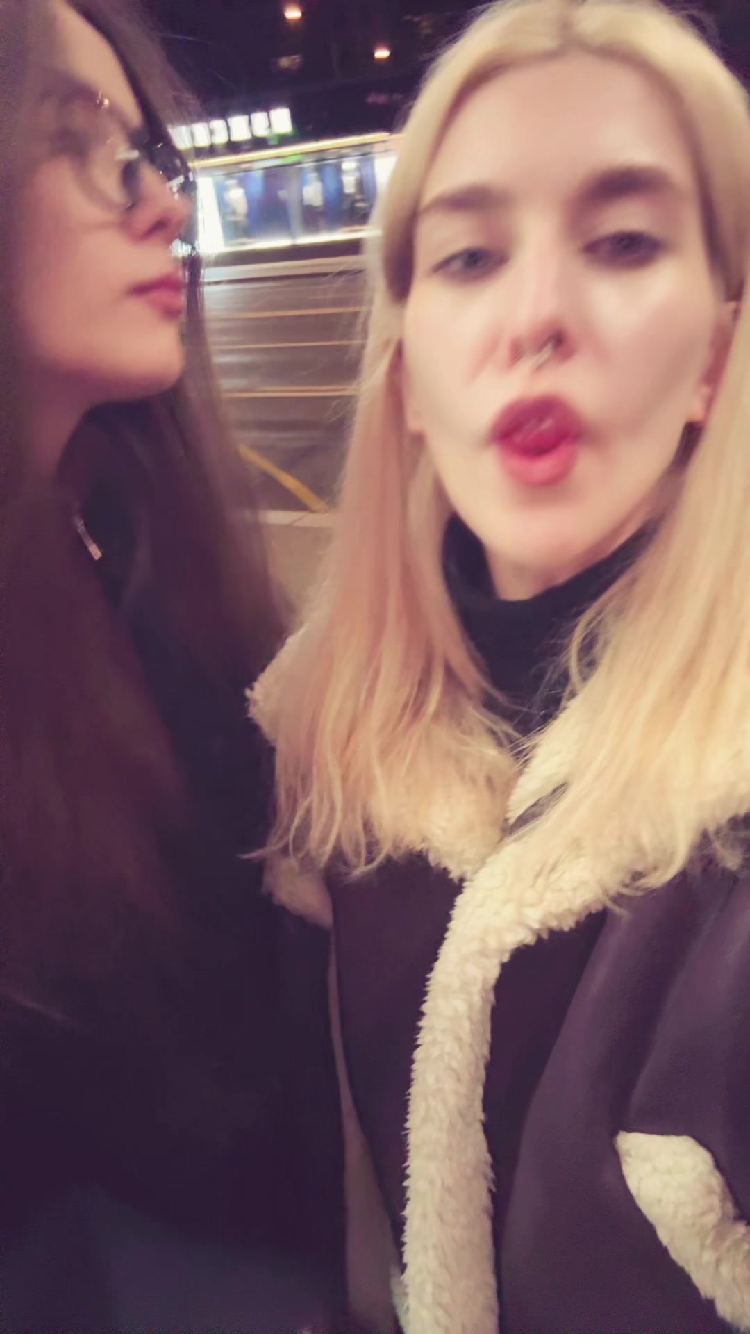 @b0n6ny