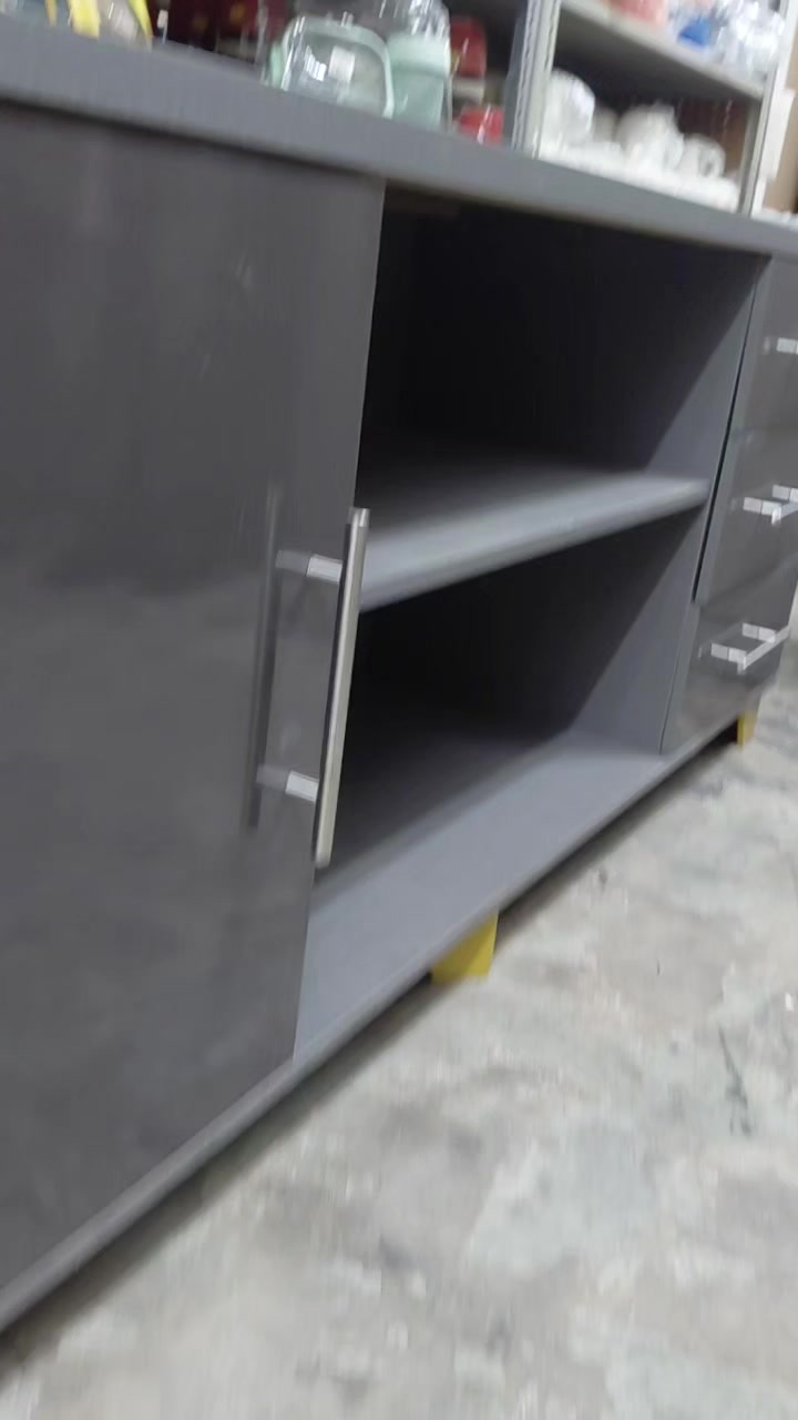 @Red rose mega Bargain store