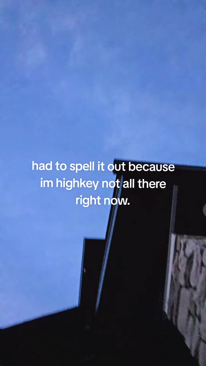 @yycCarlosHellson