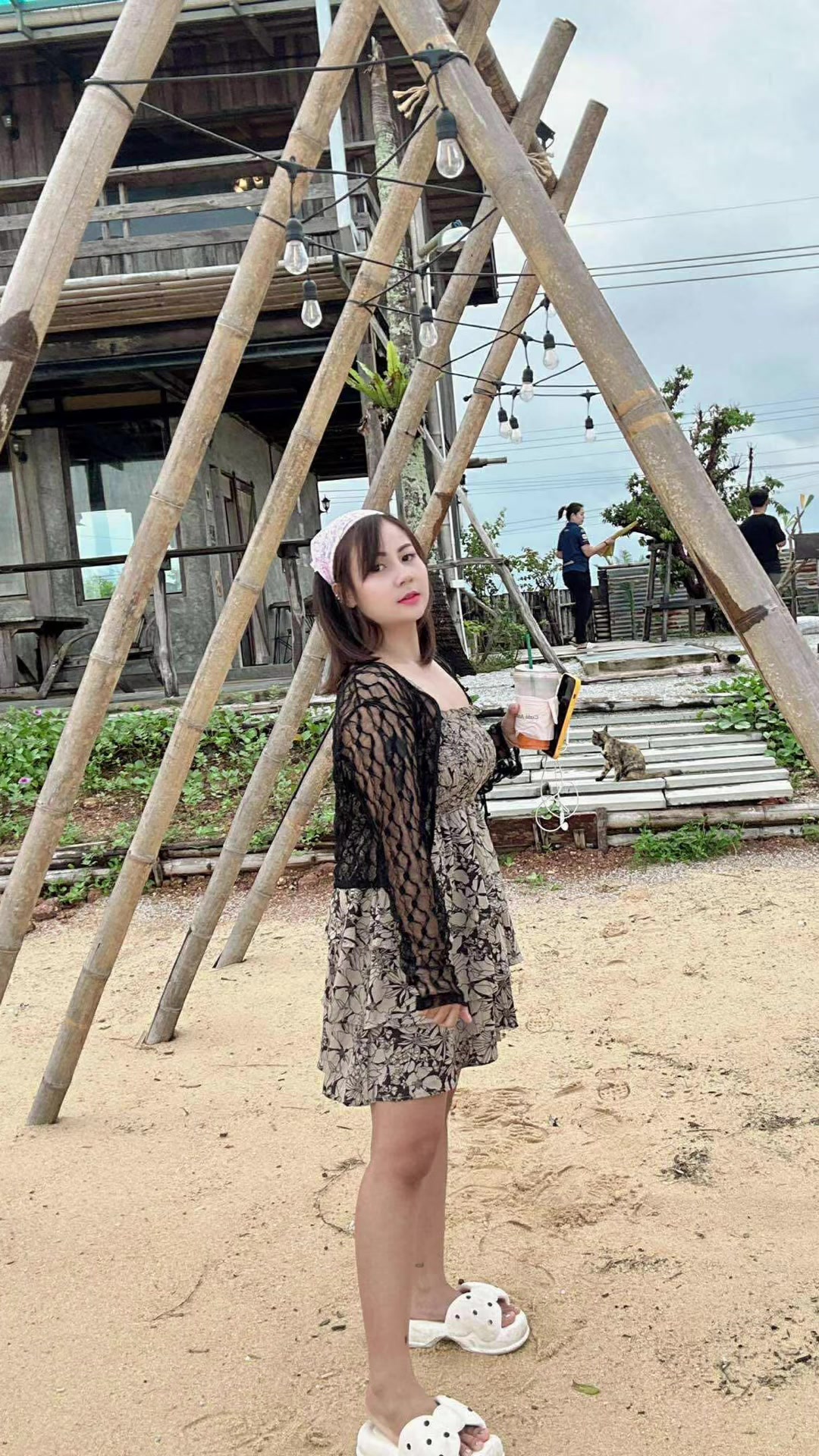 @Bxby