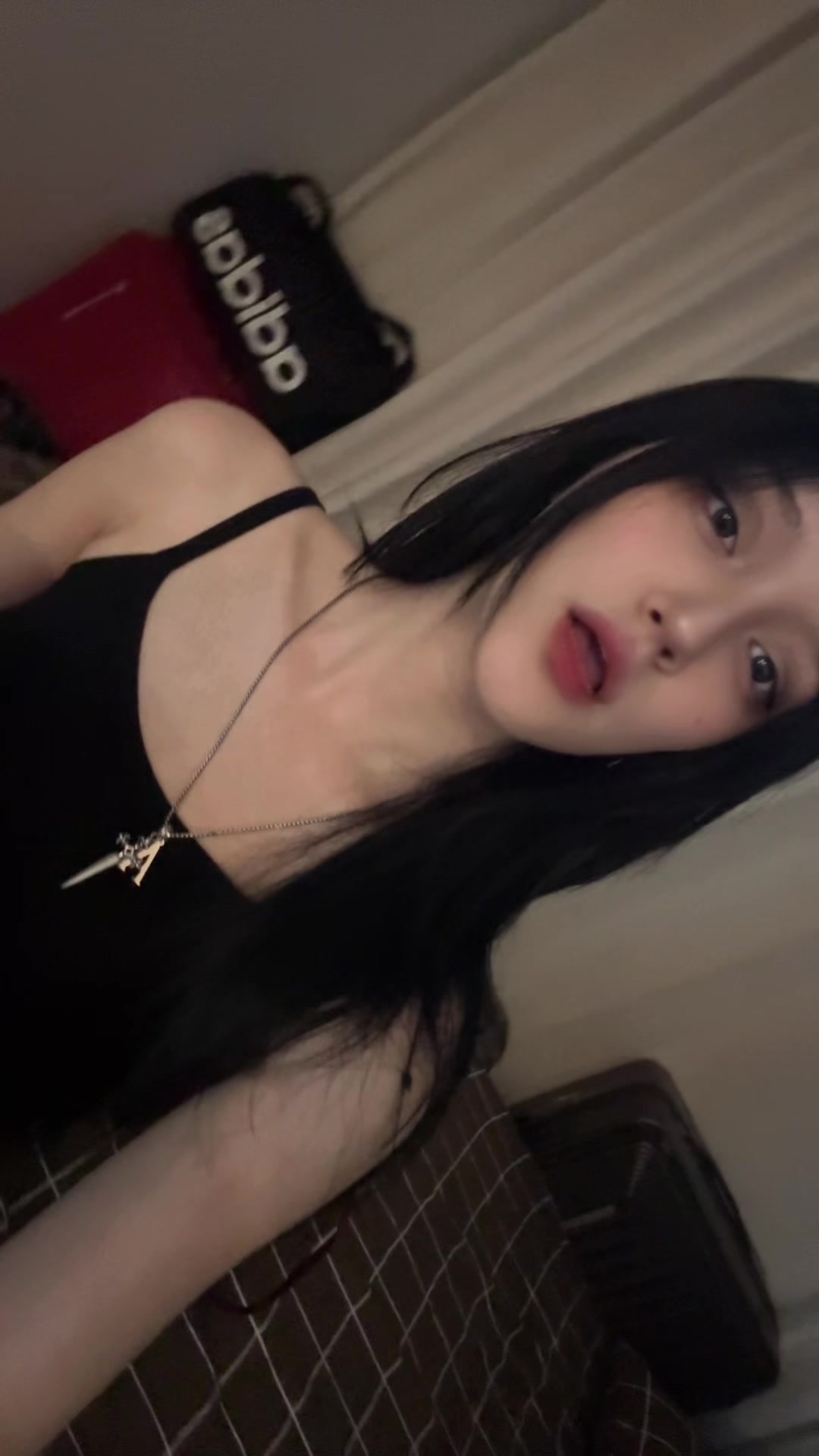 @helenn.