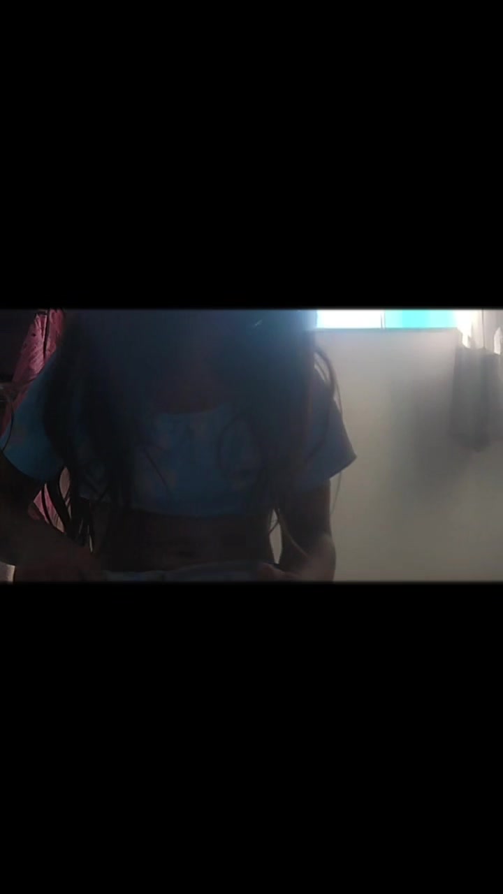 @Valentina