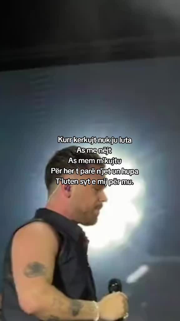 @~