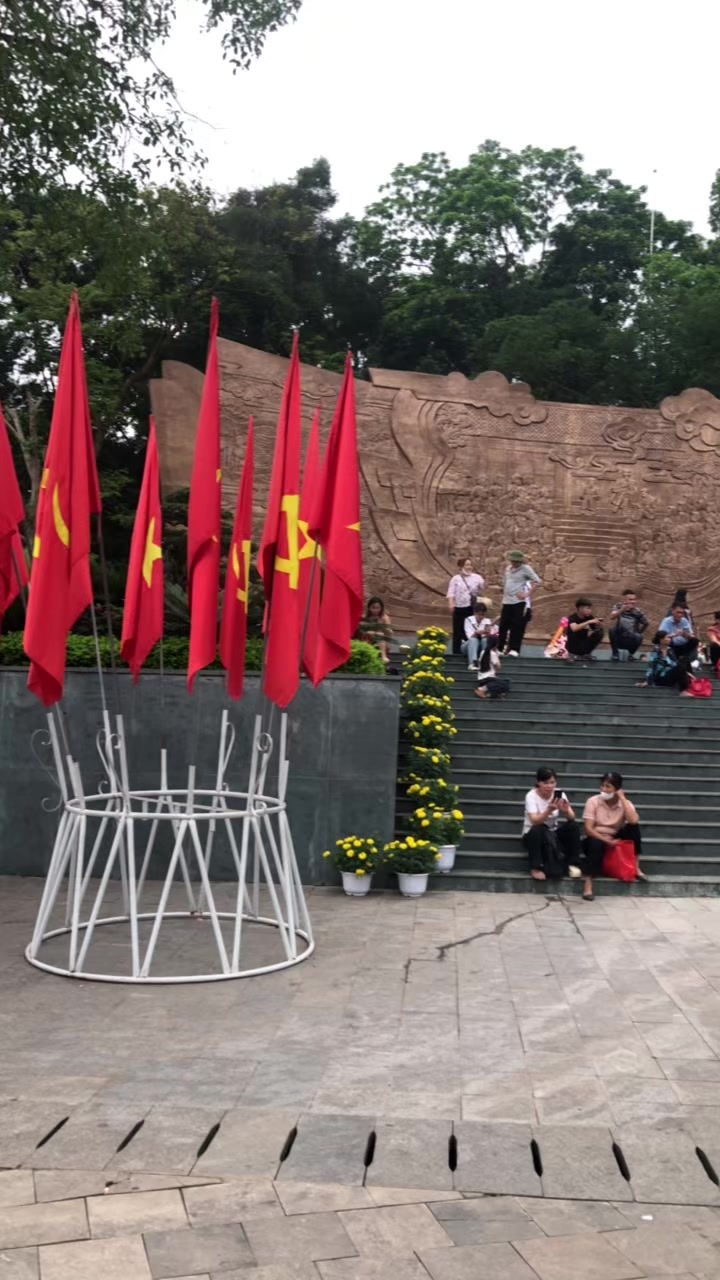 @Nga Khuất