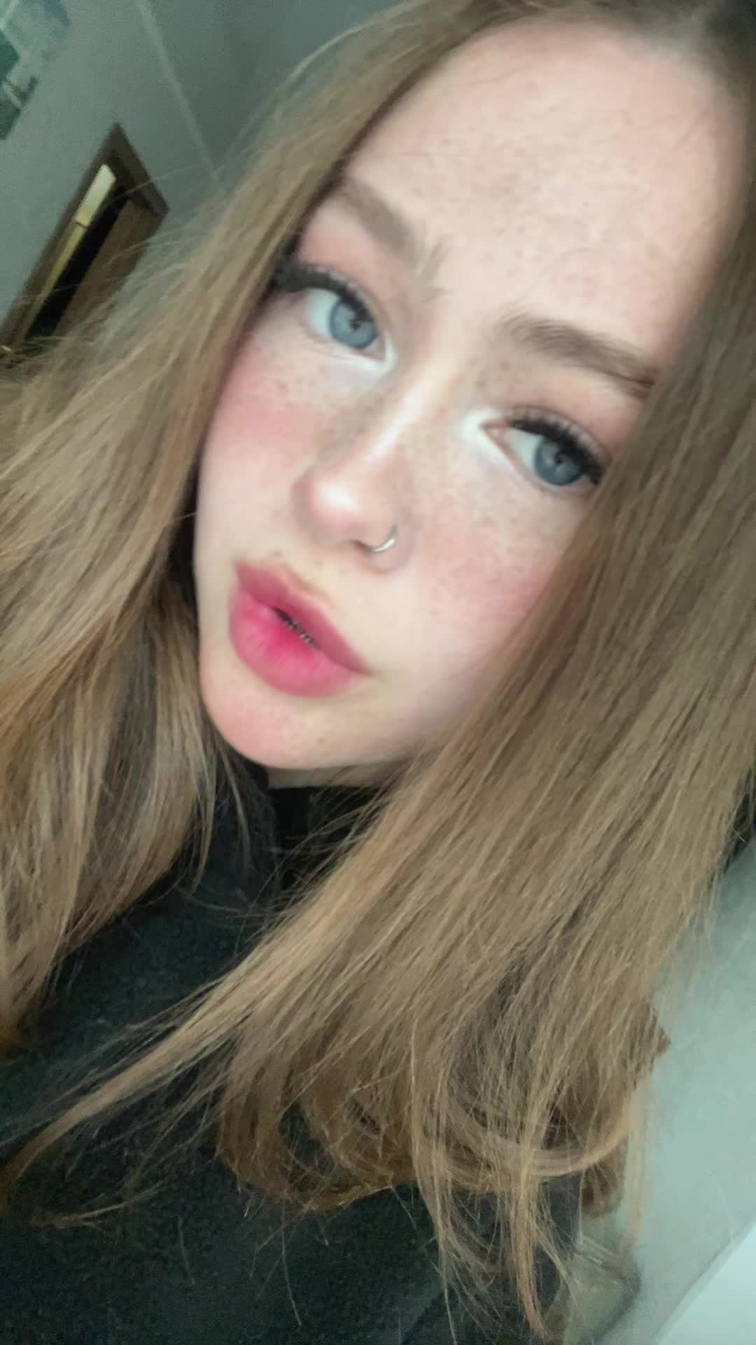 @алинка