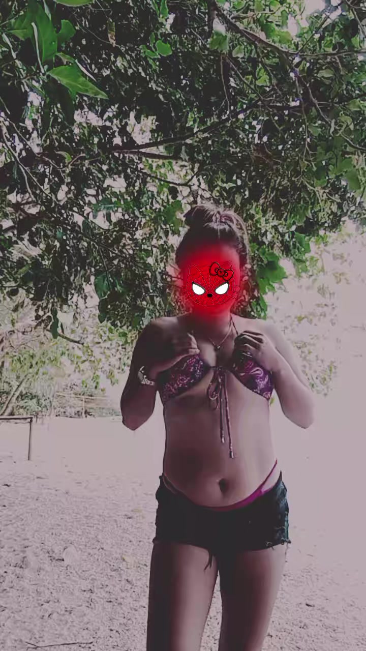 @🦋