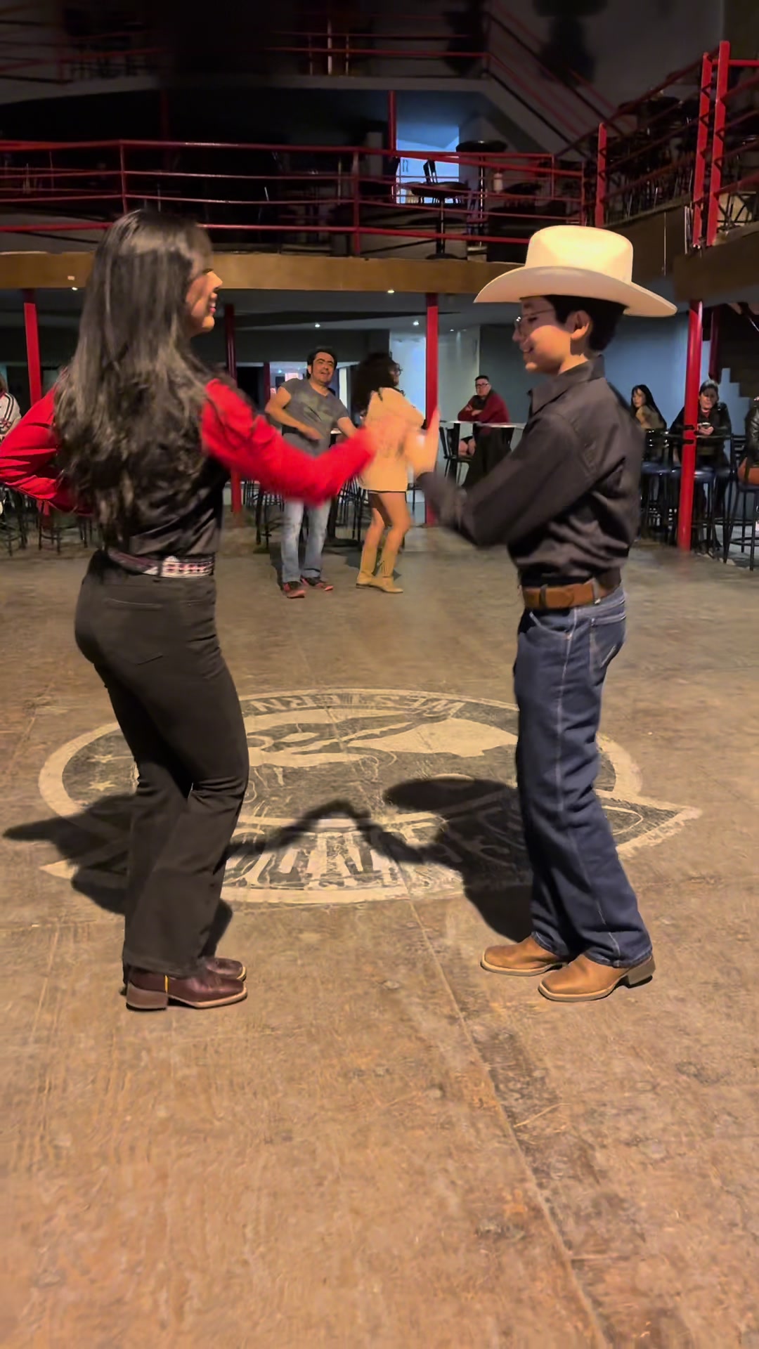 @𝐿𝑒𝑜&bull;🤠