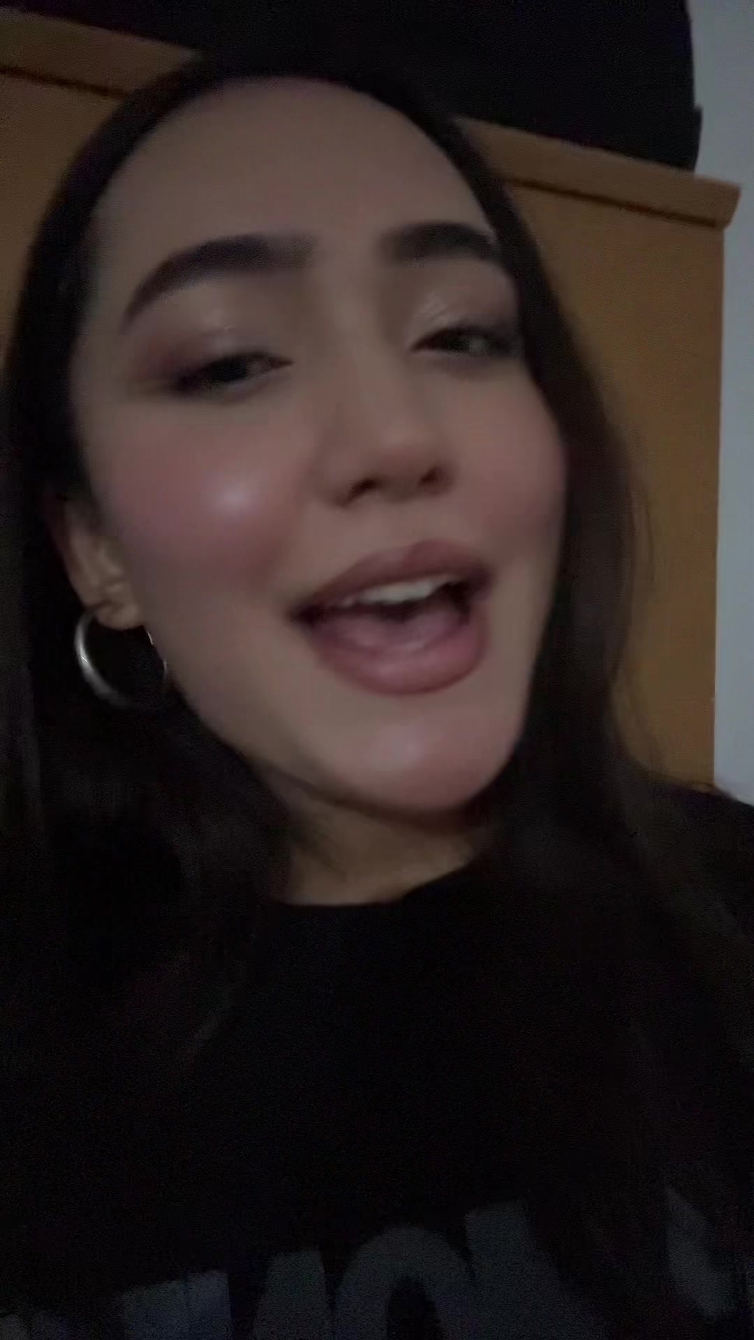 @Esther Siwa