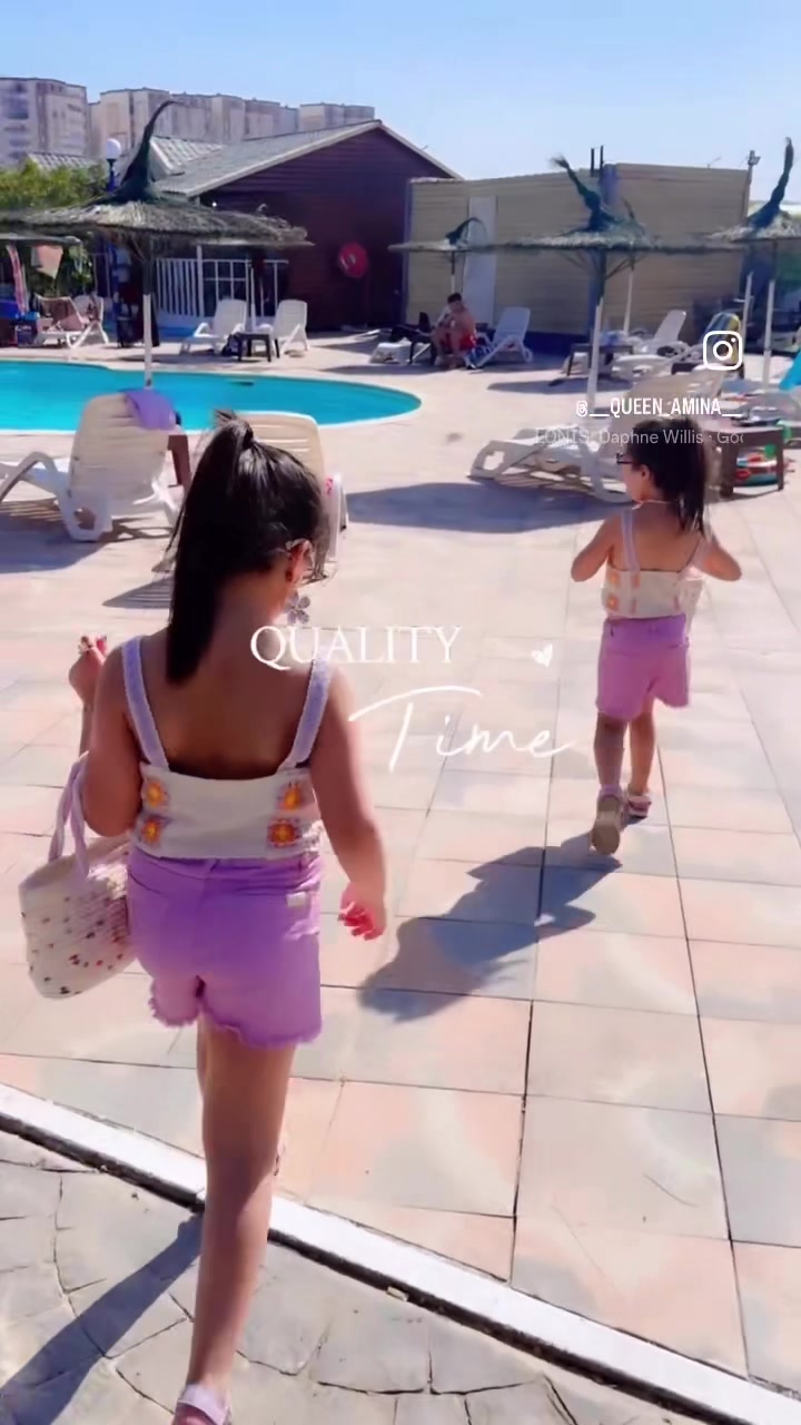 @queenamiina1