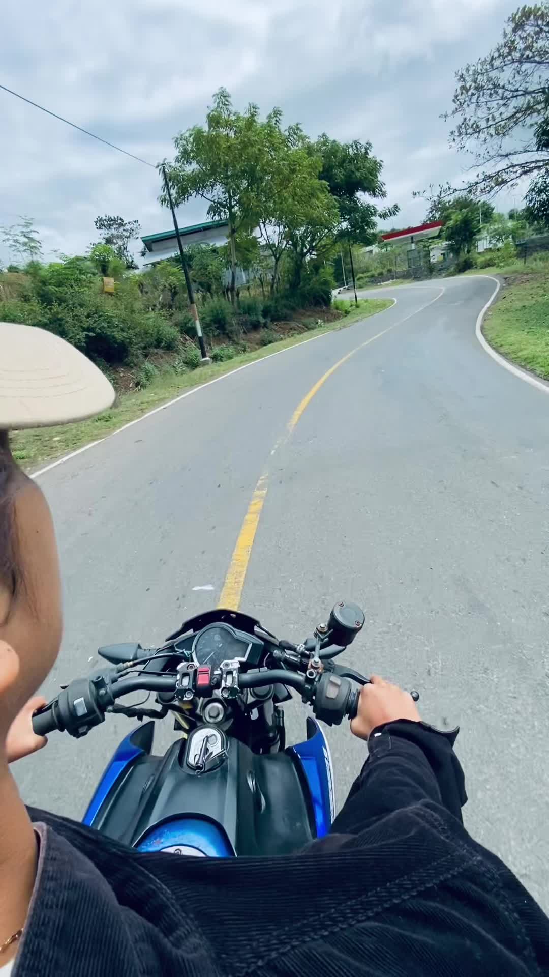 @Ab🚀