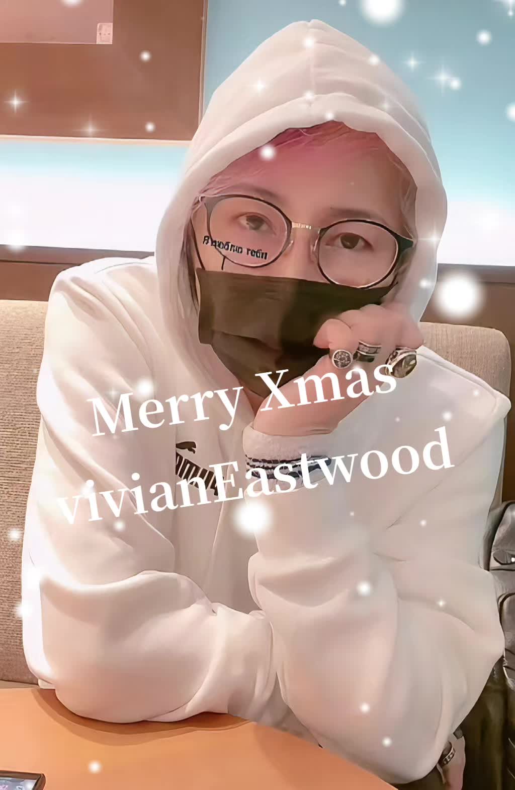 @VivianEastw&ouml;&ouml;d🍫