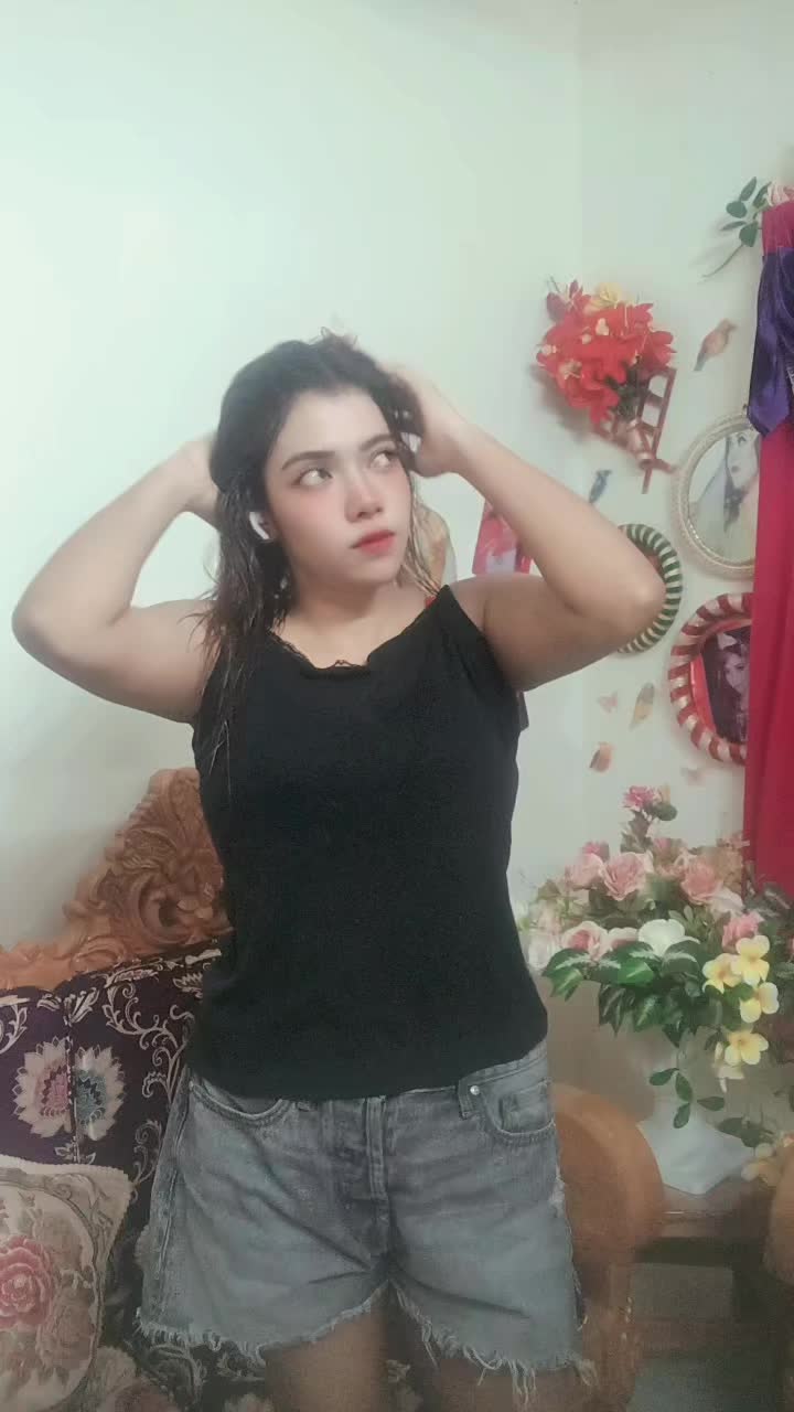 @😿_Meow_❤️🩹