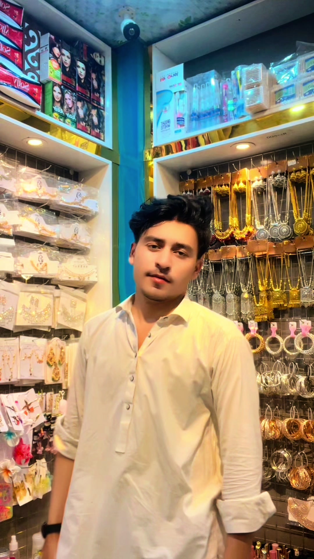 @Khan Faizan khan ☠️