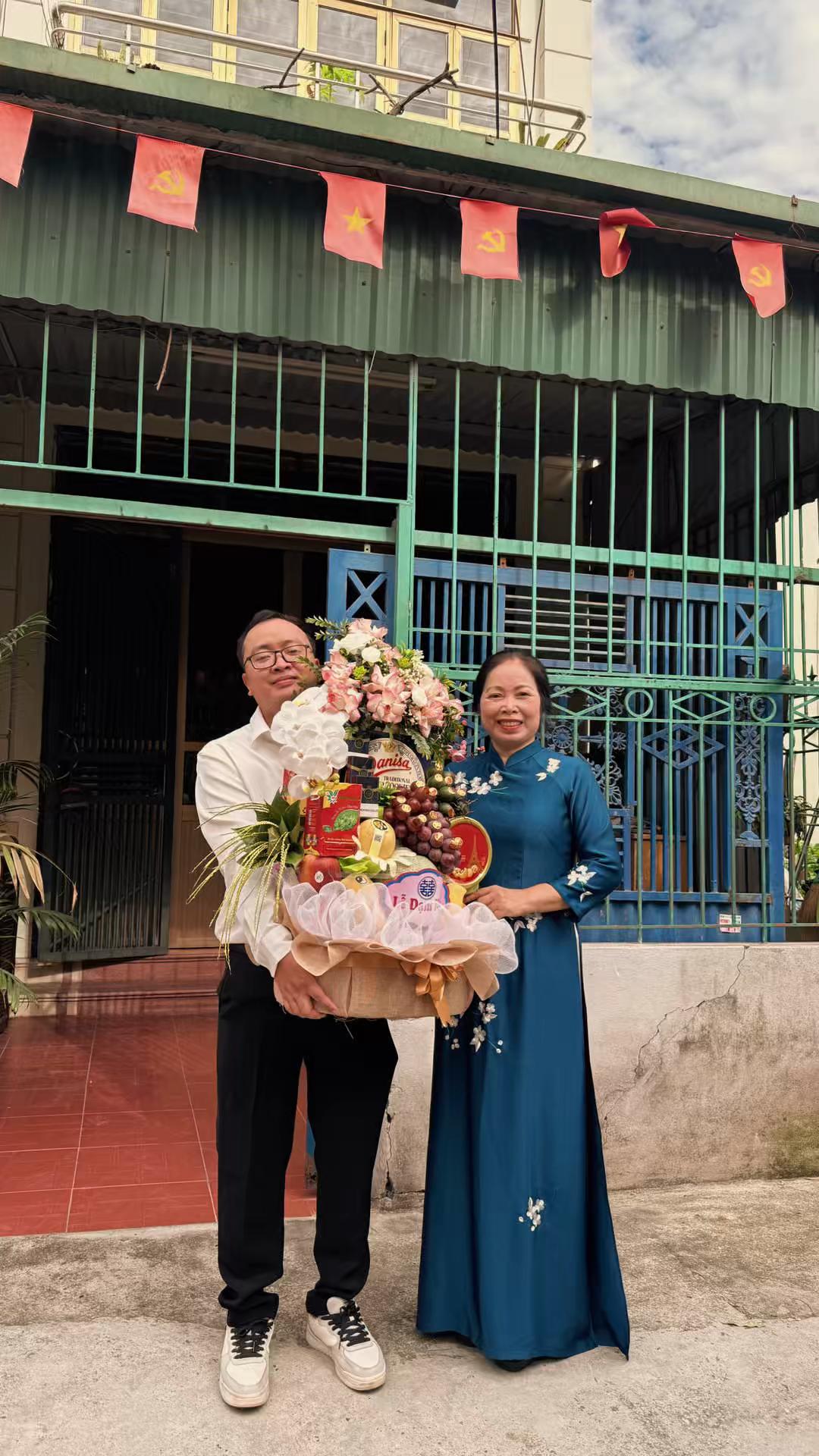 @Hương Ph&ugrave;ng