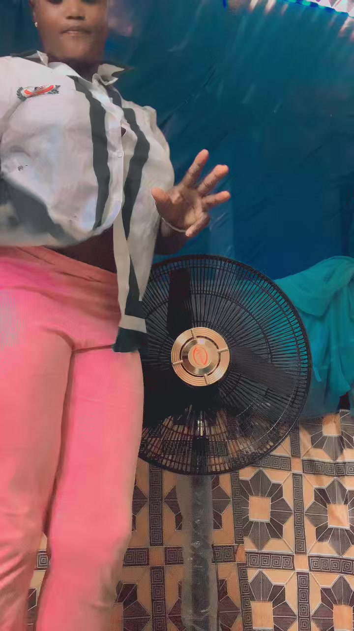 @Anikeade💕💕🥹
