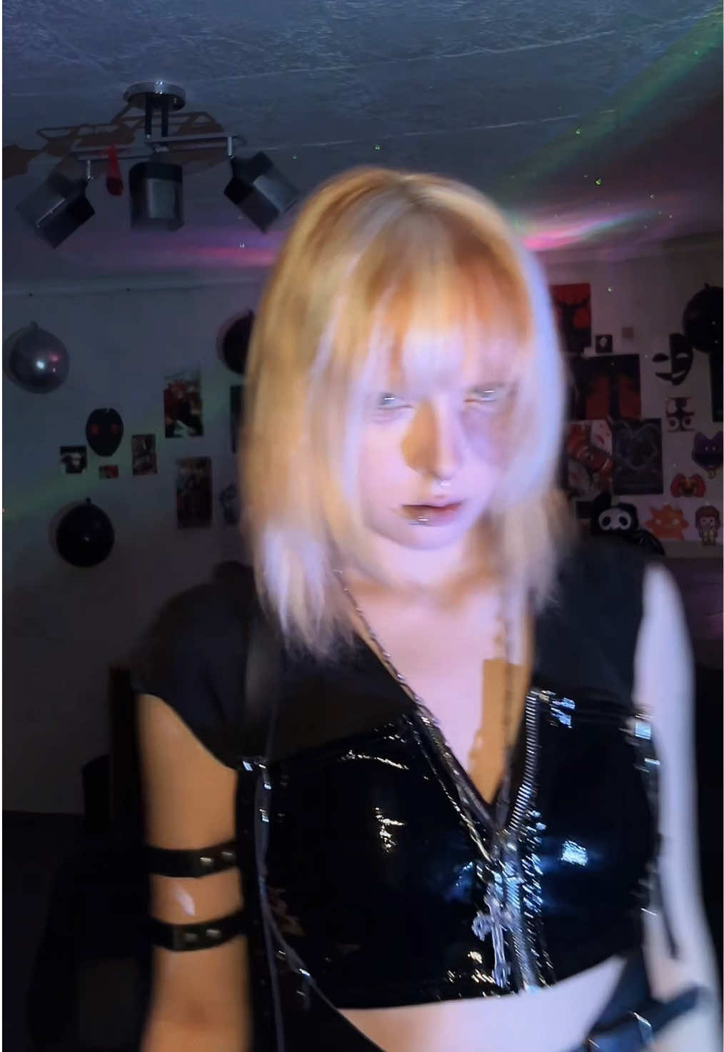 @kiki