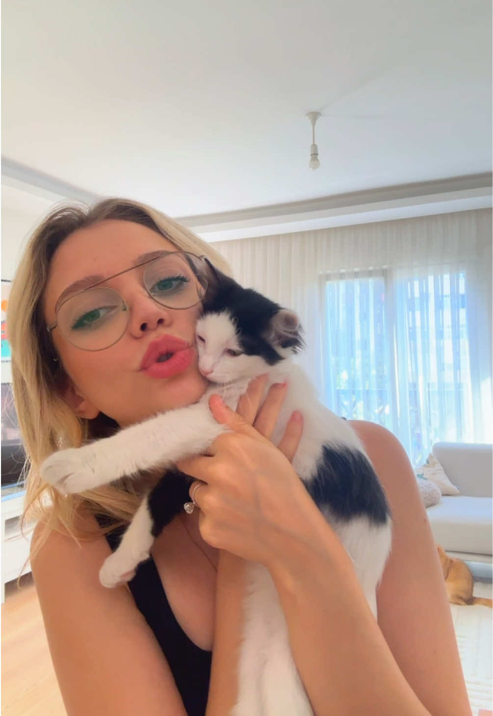 @Almira &Ouml;z&ccedil;elik