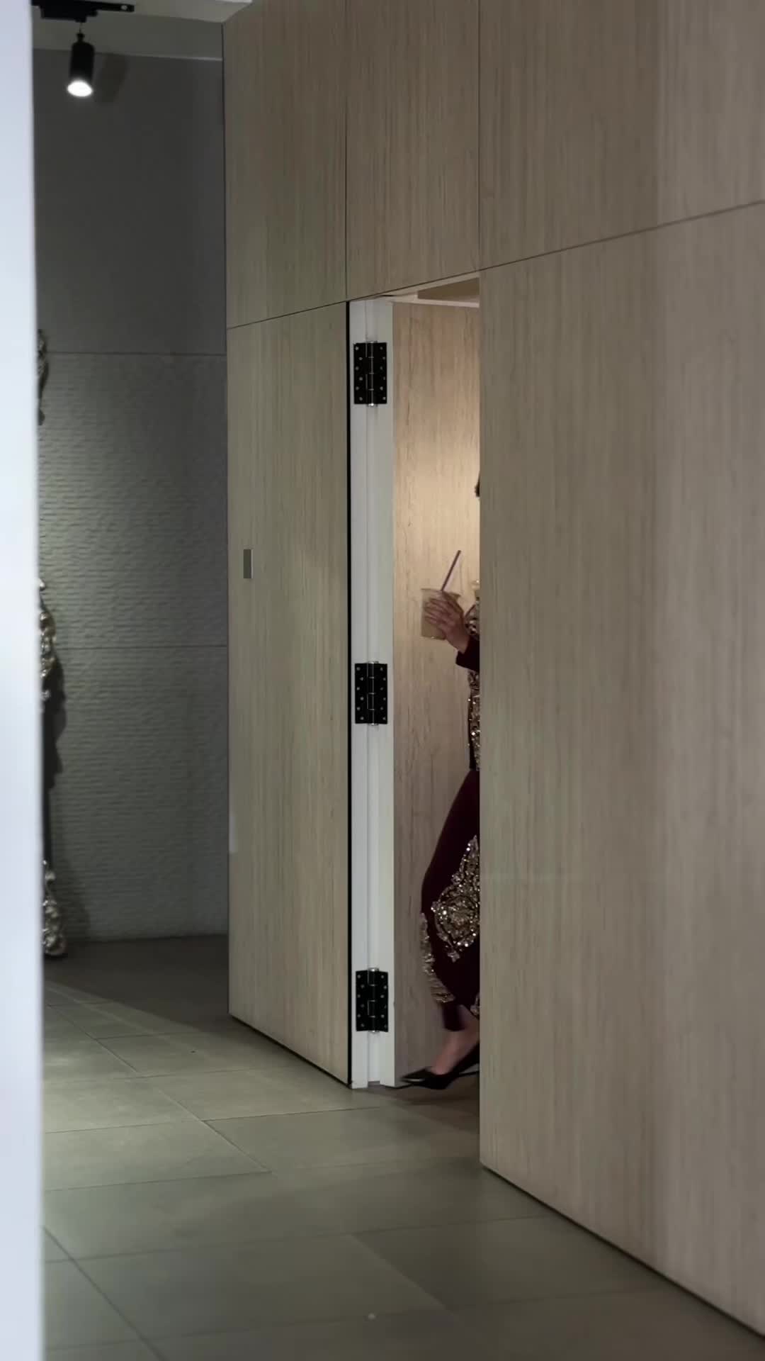@المصممة حنان الخلف