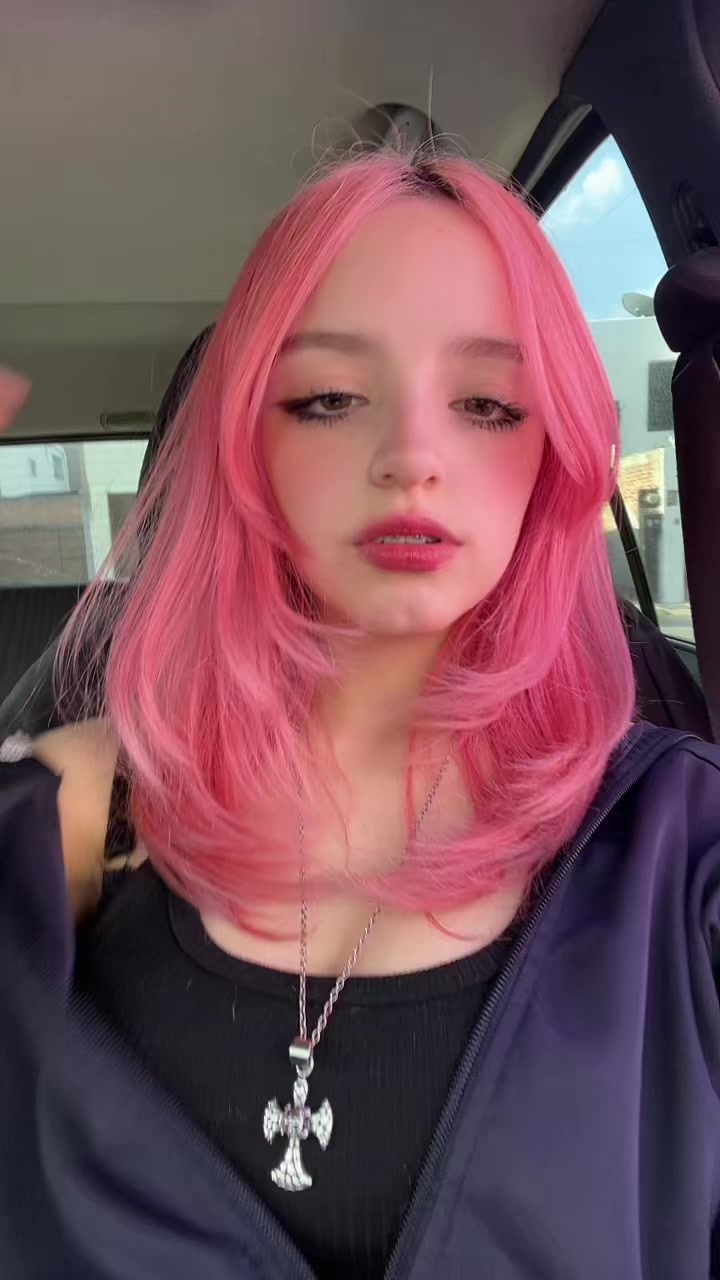 @𝒜𝑛𝑛𝑖𝑒 ໑ৎ ׁ ׅ♡🪽