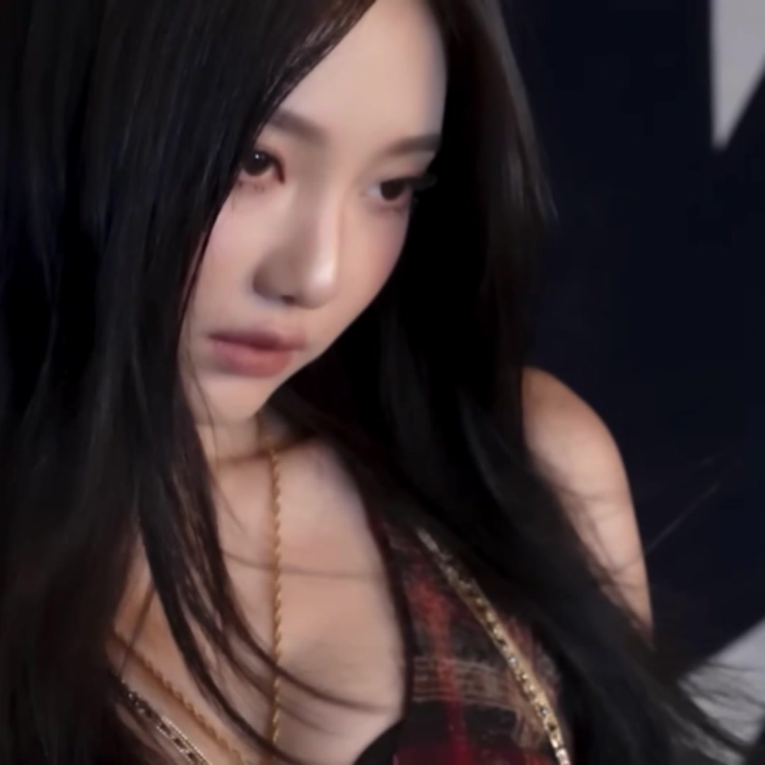 @༘⋆✿