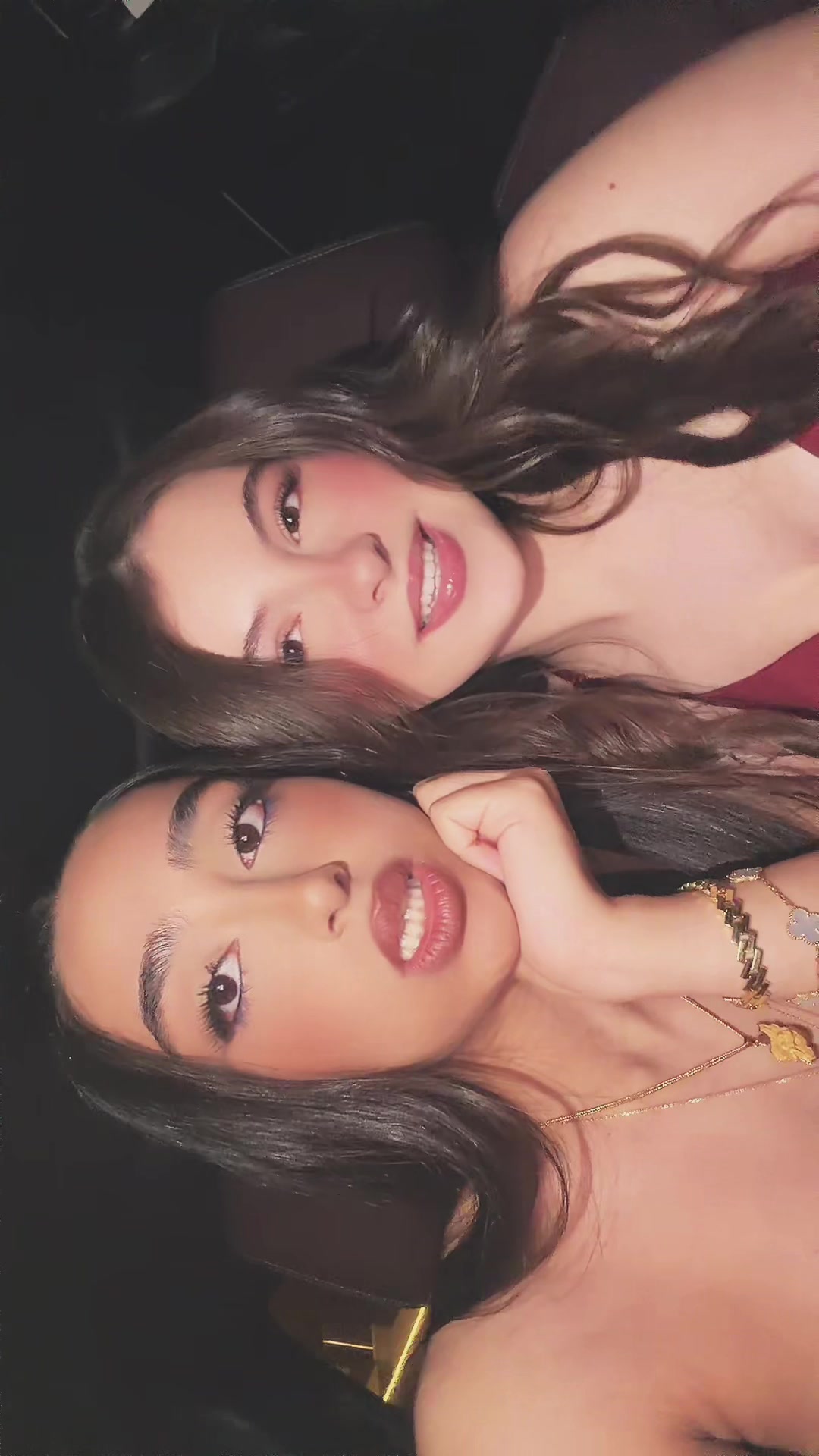 @★