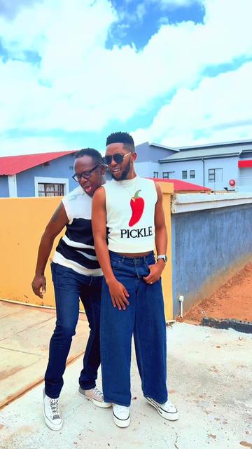 @Matuba Mahlatjie 🏳️&zwj;🌈🇿🇦