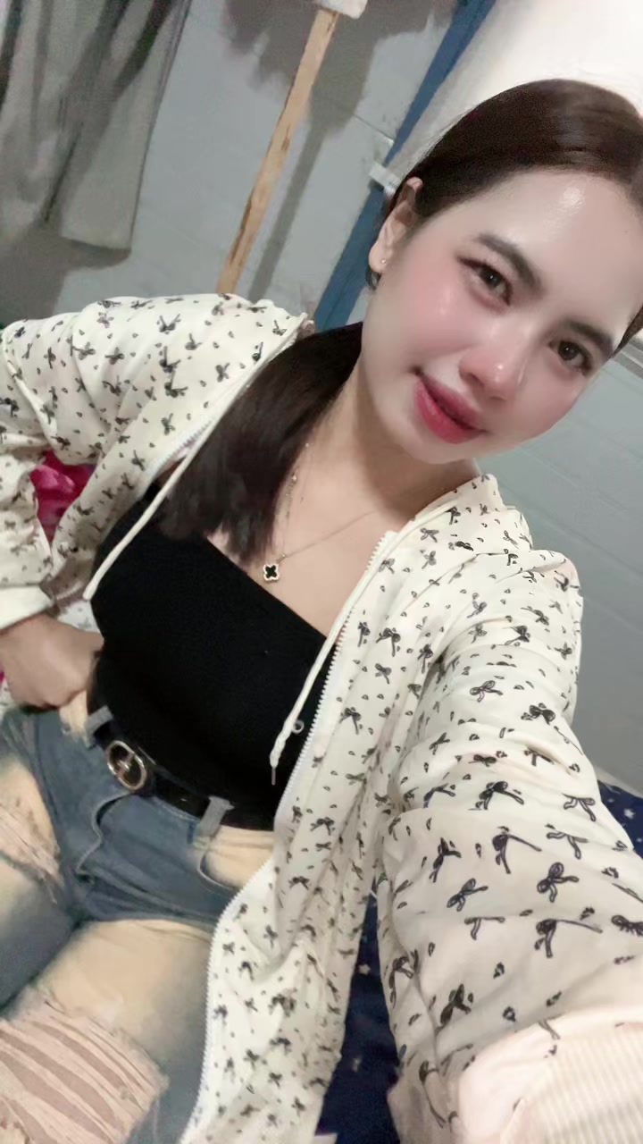 @Memi Souksavanh