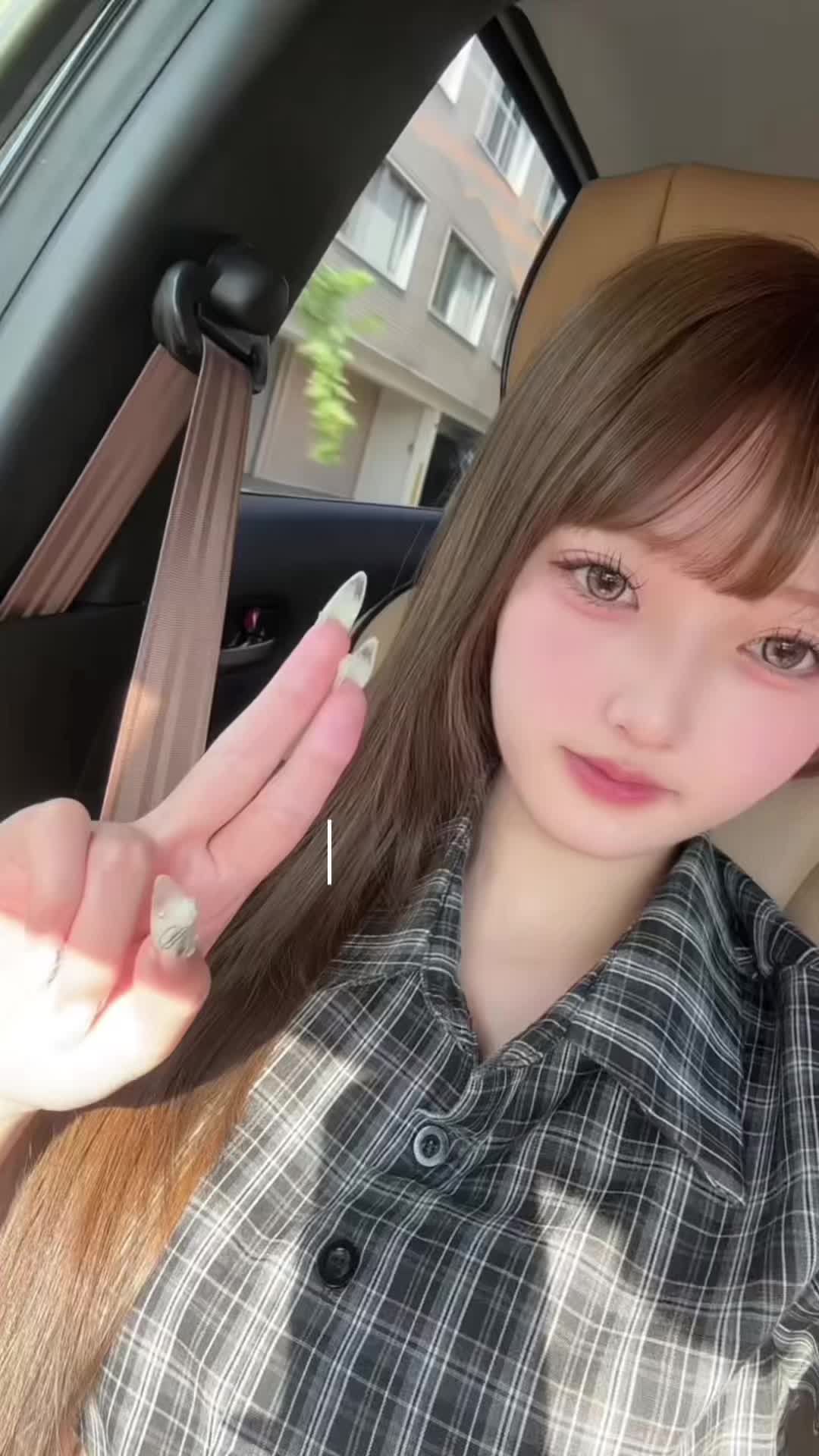 @ウナナ