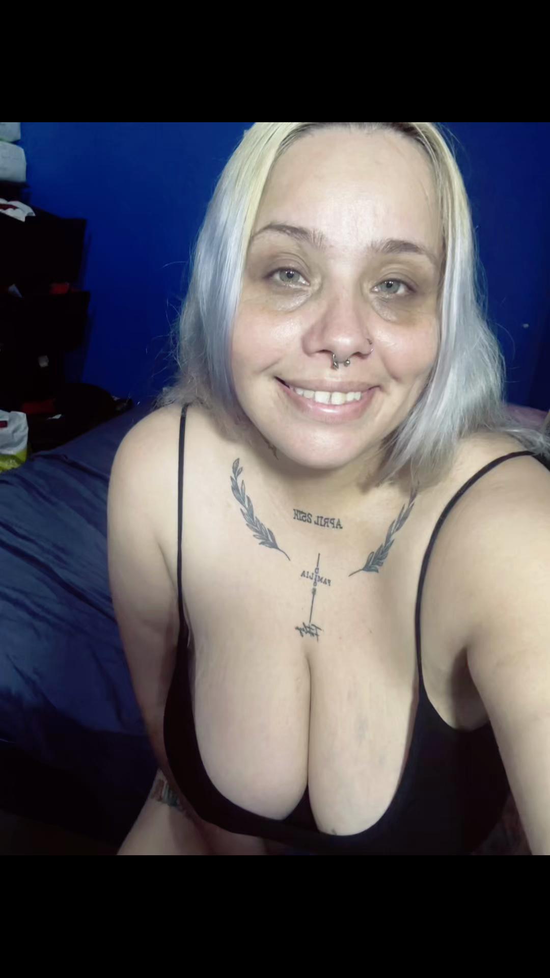 @Glorii Cubero 🕳️