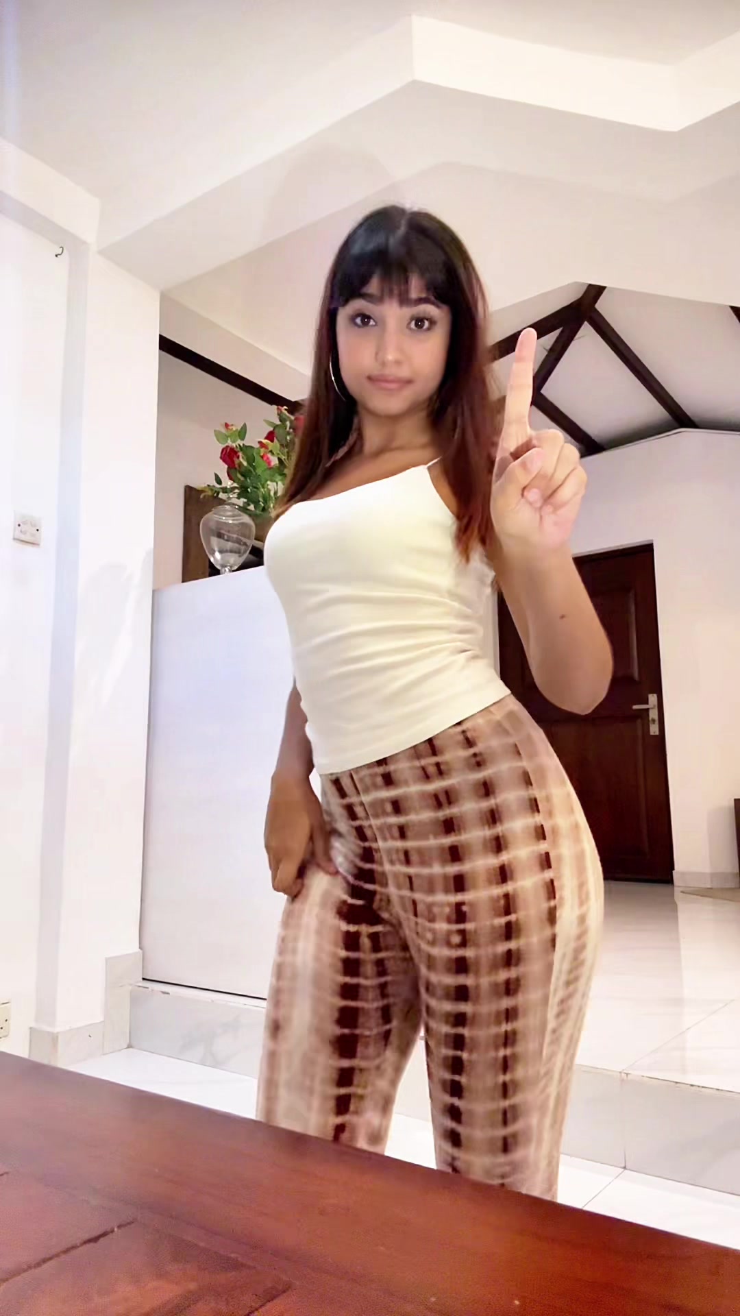 @elanimuller