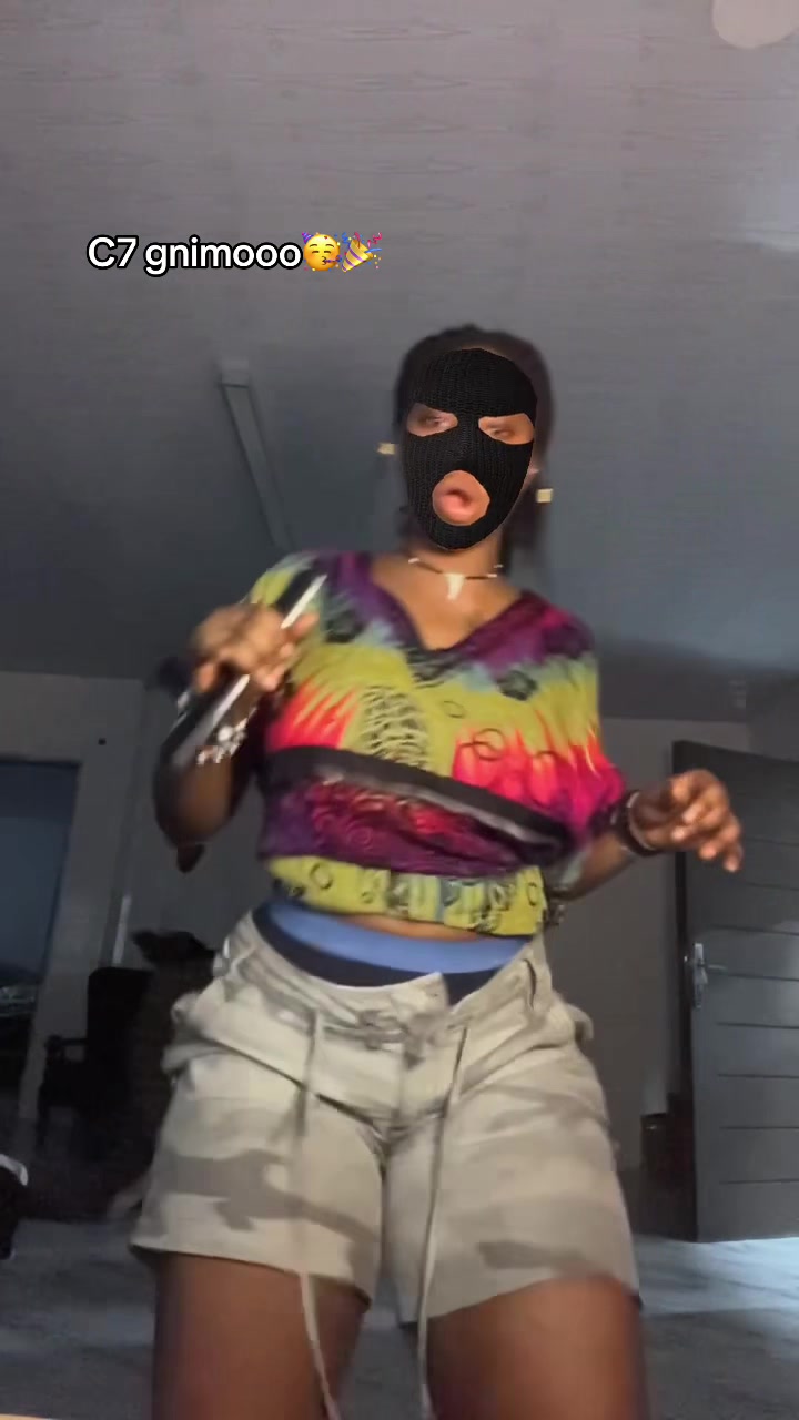 @kambelle.CRUSH 2.0🇺🇸