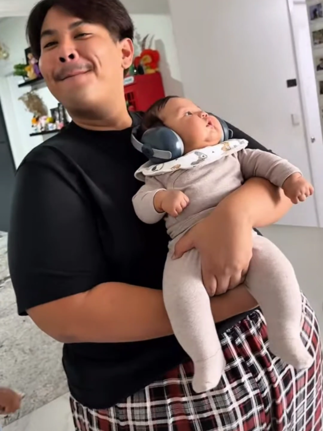 @manusialetoy