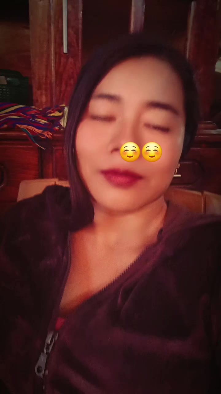 @Tw&uuml; chiki