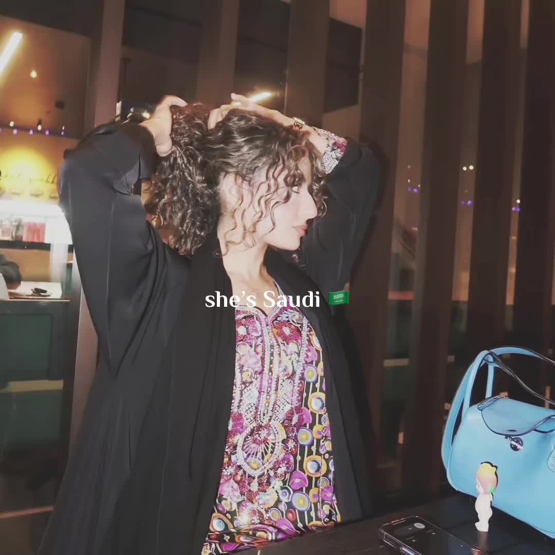 @𝓮