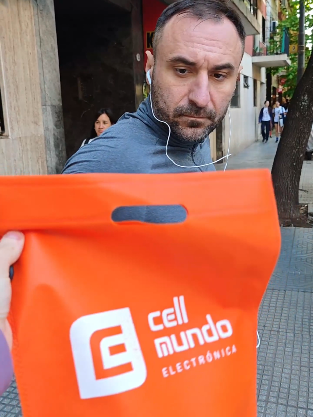 @Cell-Mundo