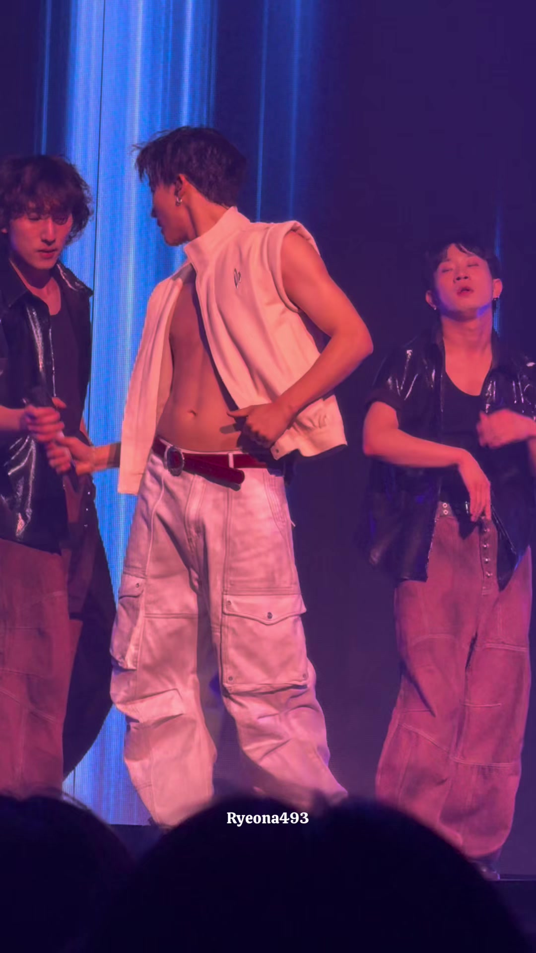 @Nanaahgase
