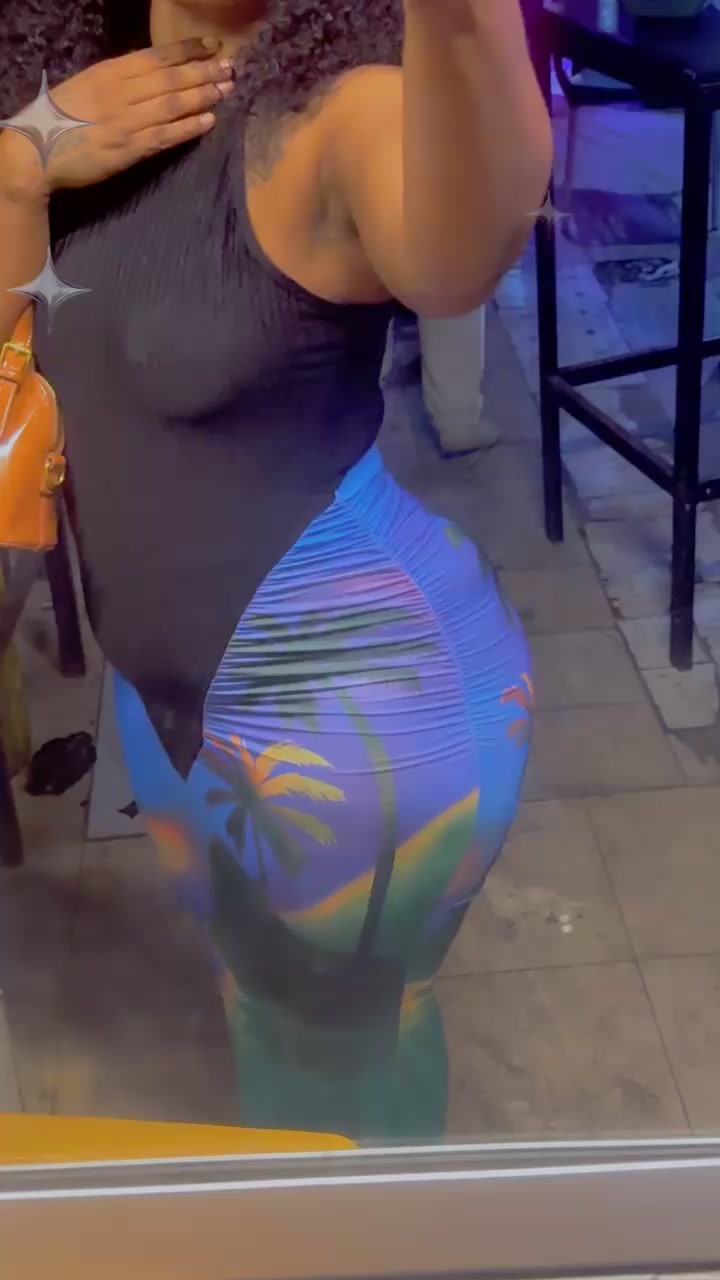 @naomie
