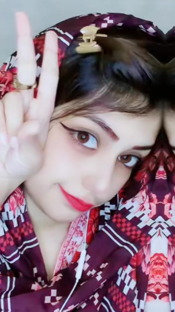 @🫅Kiran👻Ãrmy💪😎AnayaQueen