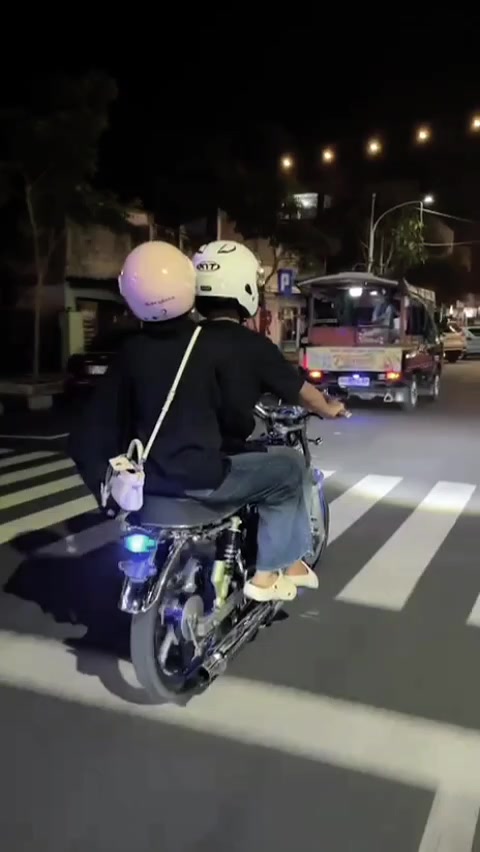 @M