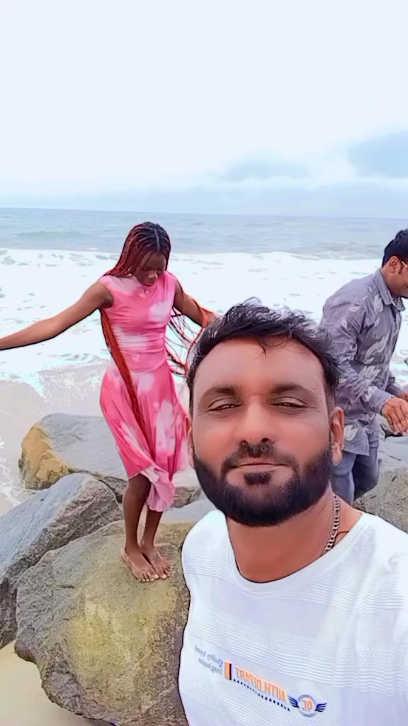@Dil thi jamnagar 🤟