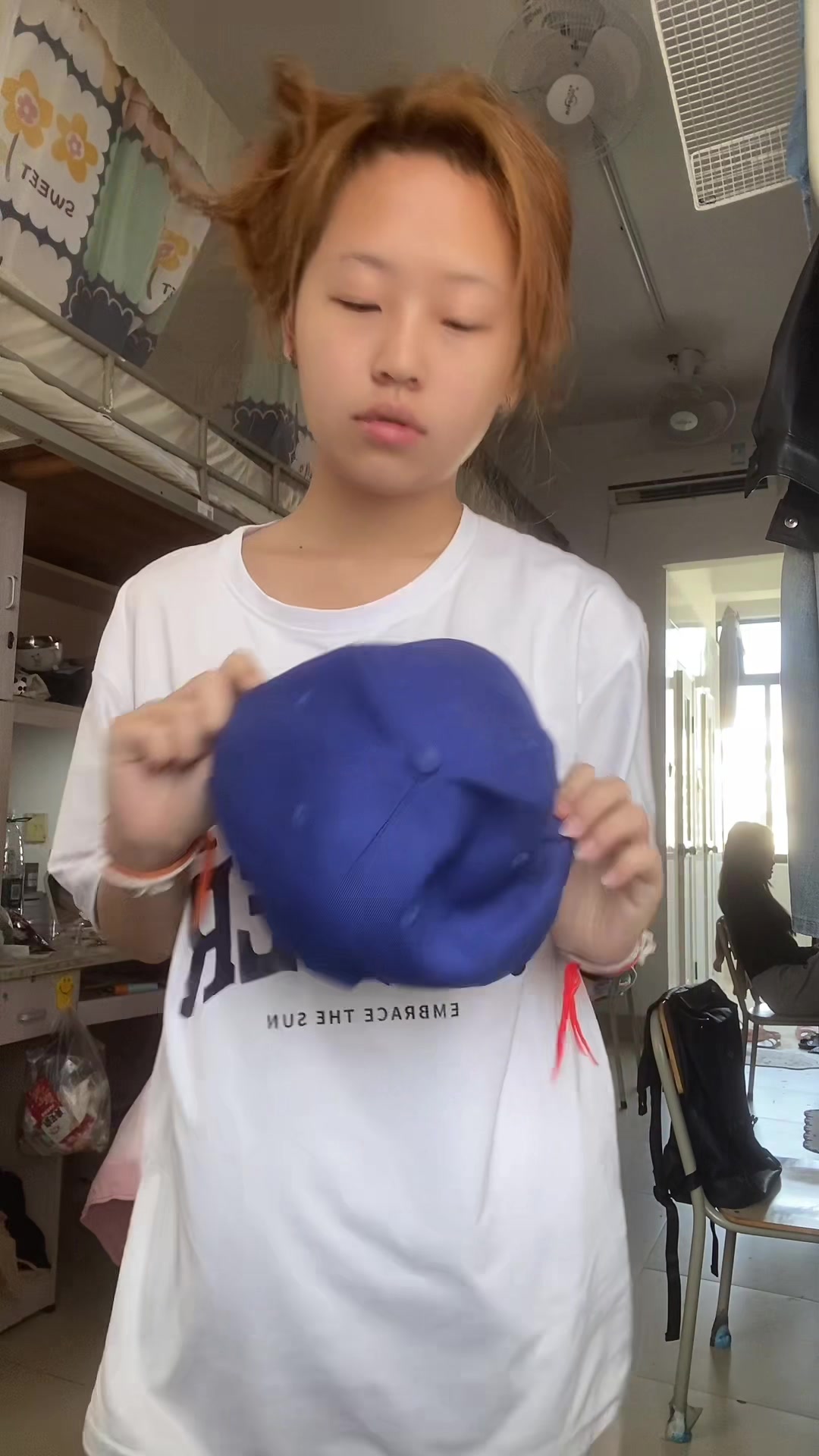 @Zigniab Thoj(ໝອກ)